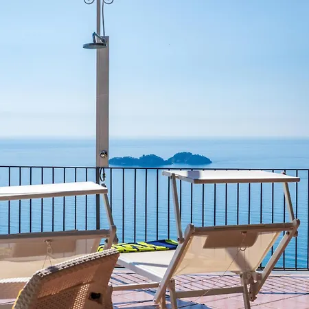 Casa de Férias Casa Sara In Costiera Amalfitana Arola (Campania)